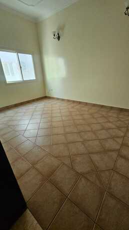 Salmaniya, Apartments/Houses, BHD 180/month,  2 BR,  2 Bedroom Unfurnished Flat For Rent Without Ewa