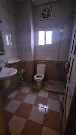 Salmaniya, Apartments/Houses, BHD 180/month,  2 BR,  2 Bedroom Unfurnished Flat For Rent Without Ewa