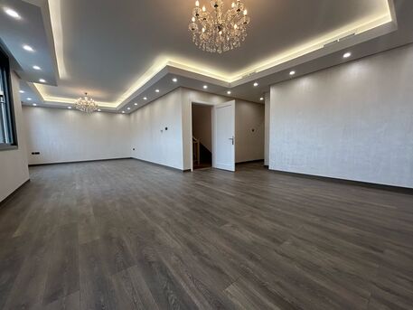 Kuwait City, Apartments/Houses, KWD 1050/month,  4 BR,  For Rent, First Floor, Al-Siddiq, Main Street, 4 Rooms, 2 Of Them Master