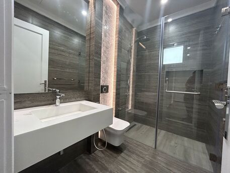 Kuwait City, Apartments/Houses, KWD 1050/month,  4 BR,  For Rent, First Floor, Al-Siddiq, Main Street, 4 Rooms, 2 Of Them Master