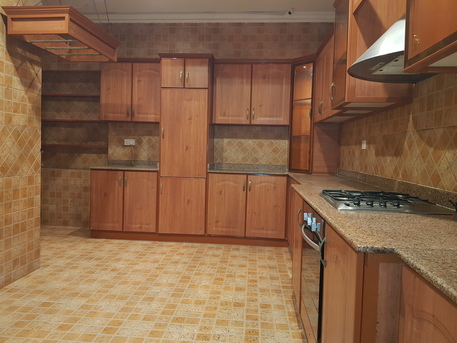 Zinj, Commercial Villas, BHD 1500,  Spacious 5 Bedroom Semi Furnished Commercial Villa For Rent
