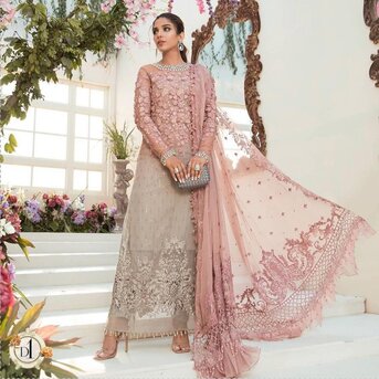 Riyadh, Clothing & Accessories, SALE SALE SALE -Ladies Dresses From Pakistan