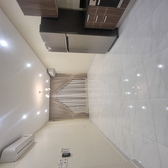 Manama, Apartments/Houses, BHD 330/month,  2 BR,  ₹2BATHROOM Hall Kitchen Open Semi Furnished Brand New Bilding Car Parking