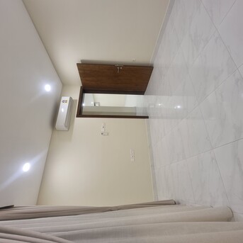 Manama, Apartments/Houses, BHD 330/month,  2 BR,  ₹2BATHROOM Hall Kitchen Open Semi Furnished Brand New Bilding Car Parking