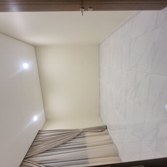 Manama, Apartments/Houses, BHD 325/month,  2 BR,  +ATHROOM Hall Kitchen Open Semi Furnished Brand New Bilding Car Parking