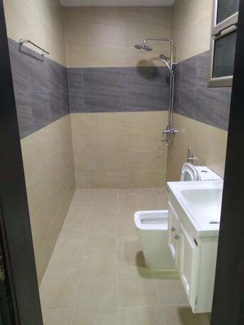 Hidd, Real Estate For Sale, BHD 47000,  Studio,  129 Sq. Meter,  3  BEDROOM SEMI FURNISH FLAT FOR SALE  IN AL HIDD 36660213.