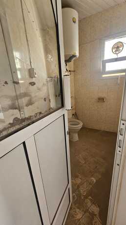 Hoora, Apartments/Houses, BHD 250/month,  4 BR,  4 Bedroom Unfurnished Flat For Rent Without Ewa