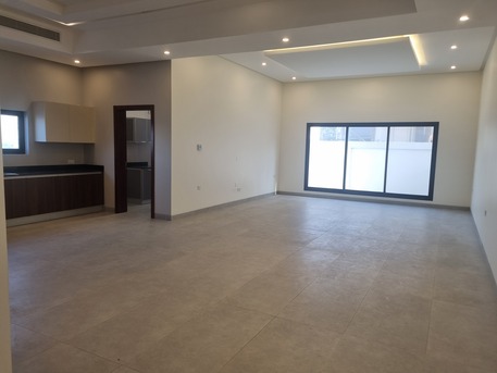 Salmaniya, Villas, BHD 850,  Brand New Semi Furnished Villa For Rent In Salmaniya With Centralized AC, Parking, Etc....