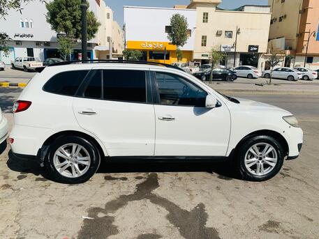 Al Rawdhah, Vehicles, Cars & Trucks , SAR 35000, Hyundai Santa Fe, 2011, Automatic, 172000 KM, Neat And Clean Well Maintained Vehicle