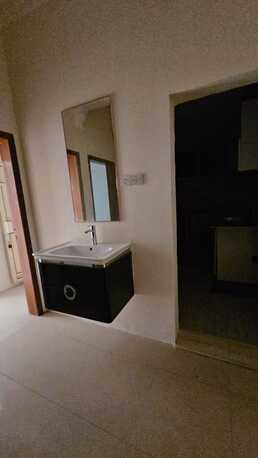 Jidhafs, Apartments/Houses, BHD 130/month,  2 BR,  2 Bedroom Unfurnished Flat For Rent Without Ewa