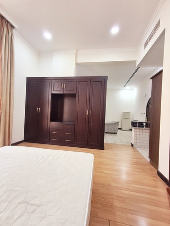 Hoora, Apartments/Houses, BHD 300/month,  Furnished,  1 BR,  All Inclusive Fully Furnished 1 BHK Flat With Ewa, Parking @300/BD In Hoora