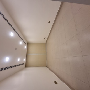 Hidd, Apartments/Houses, BHD 330/month,  2 BR,  @2BATHROOM Hall Kitchen Semi Furnished  Car Parking Brand New Building