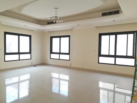 Manama, Apartments/Houses, BHD 750/month,  4 BR,  500 Sq. Feet,  Semi Furnished Compound Villa Close To Janbiya