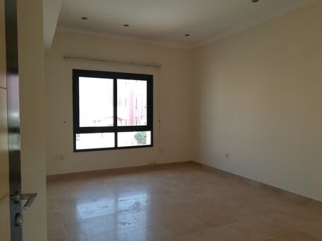 Manama, Apartments/Houses, BHD 750/month,  4 BR,  500 Sq. Feet,  Semi Furnished Compound Villa Close To Janbiya