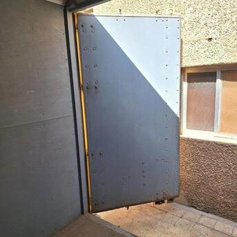 Riyadh, Materials, SAR 6000,  Shipping Container 20FT With Internal Plywood Insulation