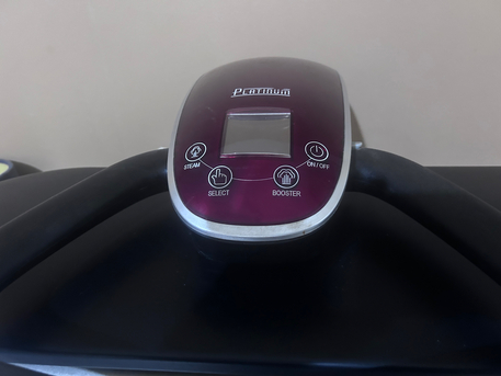 Riyadh, Household Items, SAR 11,  Platinium Steam Press Iron