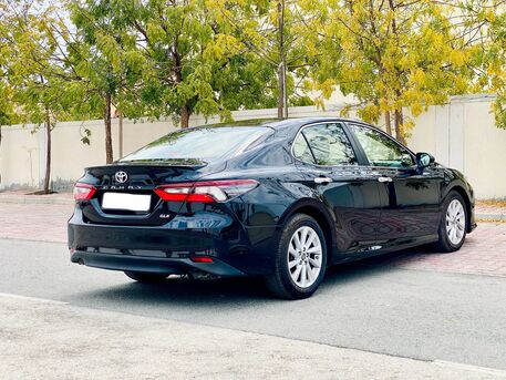 Tubli, Vehicles, Cars & Trucks , BHD 1,  Toyota Camry GLE,  2021,  Automatic,  85000 KM,    Model For Sale