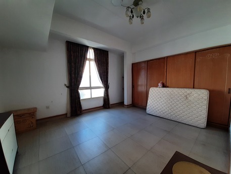 Saar, Apartments/Houses, BHD 425/month,  3 BR,  400 Sq. Meter,  LARGE FULLY FURNISHED 3 BR  INCLUSIVE  BD  425