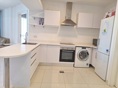 Juffair, Apartments/Houses, BHD 300/month,  Furnished,  1 BR,  Sea View