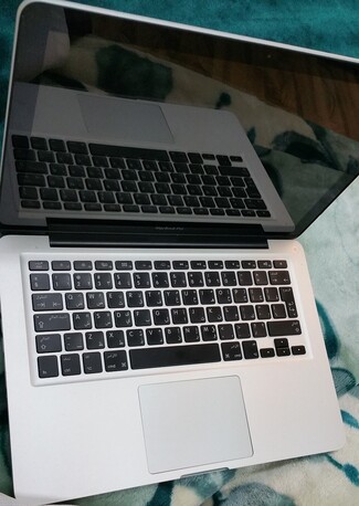 Riyadh, Computers, SAR 1499,  Original Mac Book Pro Laptop- Intel Core I5 Pro- DVD Multi- Face Time HD Camera- WIFI- USB
