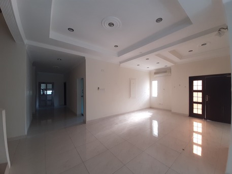 Janabiya, Apartments/Houses, BHD 650/month,  3 BR,  400 Sq. Meter,  Janabiya / Four Bedroom Semi Furnished Exclusive