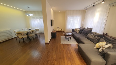 Amman, Apartments/Houses, JOD 14500/year,  Furnished,  2 BR,  Ground Fully Furinshed 2B Apartment With Garden In 5 Circle 00962777688956