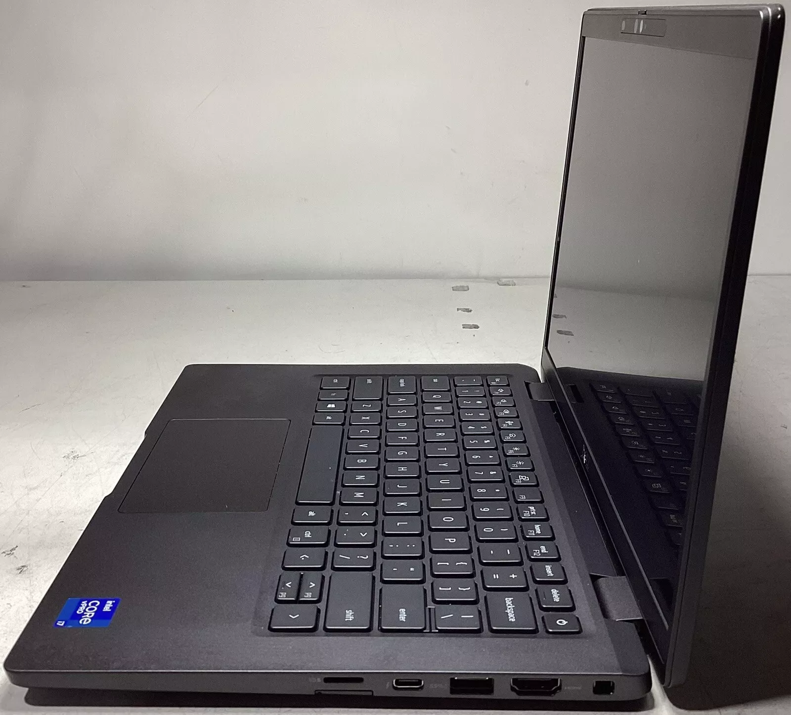 Manama, Computers, BHD 129,  Dell Latitude 7320 Laptop  Core I7-1185G7-512GB SSD Hard Drive -16 RAM
