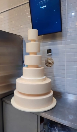 Dubai, Job Seekers, Pastry Chef   شيف حلويات وفنان Jeddah Saudi Arabia