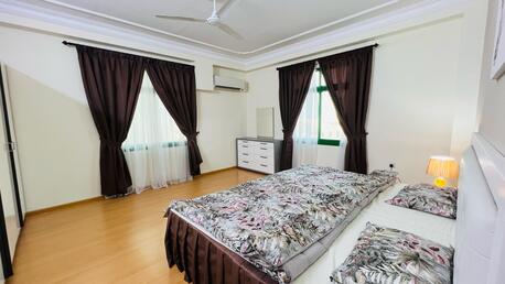 Manama, Apartments/Houses, BHD 400/month,  3 BR,  ₹3BATHROOM Hall  Kitchen With Electricity Fully Furnished