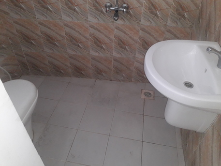 Salmaniya, Apartments/Houses, BHD 200/month,  2 BR,  100 Sq. Meter,  2 Bhk Unfurnished Flat With Ewa Unlimited In Salmaniya Call Aleena