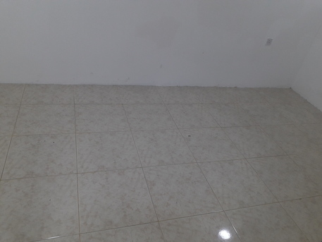 Salmaniya, Apartments/Houses, BHD 200/month,  2 BR,  100 Sq. Meter,  2 Bhk Unfurnished Flat With Ewa Unlimited In Salmaniya Call Aleena