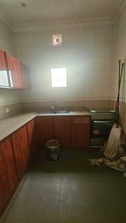 Zinj, Apartments/Houses, BHD 180/month,  2 BR,  2 Bedroom Semifurnished Flat For Rent Without Ewa