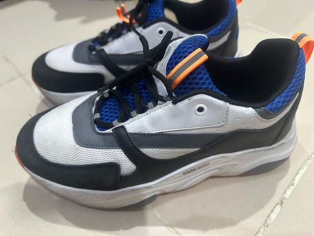 Jeddah, Materials, SAR 80,  Shoes