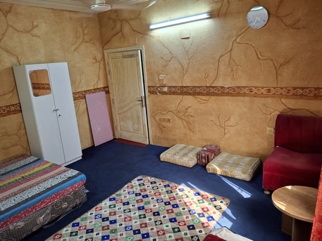 Madinah, Bedspace Available, SAR 849/month,  For Couple Family Or Excusive Single Furnished Room Near Harram Area.