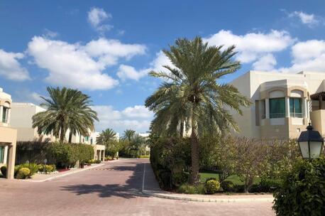 Saar, Villas, BHD 1050,  Spacious Villa For Rent In A Gated Community