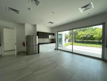 Manama, Villas, BHD 1750,  Luxurious Gated Community Villa With All Facilities