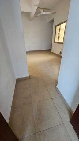 Salmaniya, Apartments/Houses, BHD 180/month,  2 BR,  2 Bedroom Unfurnished Flat For Rent Without Ewa