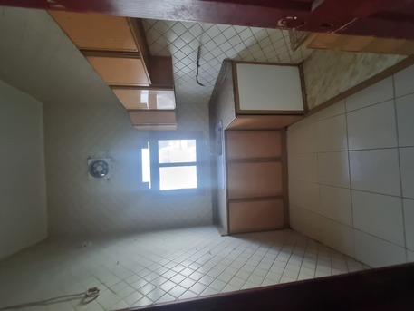  , BHD 160,  1 BHK Un Furnished Commercial Flat For Rent In Gudabiya With Lift On 2nd Floor, 5