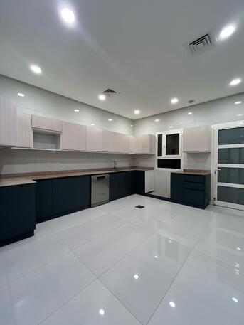 Kuwait City, Apartments/Houses, KWD 1250/month,  4 BR,  For Rent In Al-Siddiq, Ground Floor With Private Entrance, 4 Master Bedrooms.