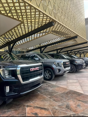 Riyadh, Travel, RIYADH LIMO - PREMIER AL-SAFA LIMO SERVICE FOR LUXURY TRAVEL