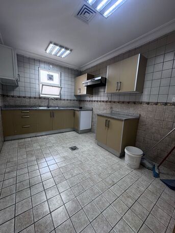 Kuwait City, Apartments/Houses, KWD 550/month,  3 BR,  For Rent In Salwa, A 3-bedroom Apartment, Including A Master Bedroom