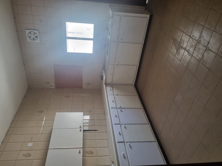 Umm Al Hassam, Apartments/Houses, BHD 230/month,  2 BR,  Un Furnished Spacious Family Flat For Rent With Balcony, Watchman, Etc...