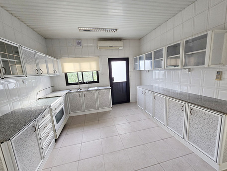 Sanad, Villas, BHD 550,  200 Sq. Meter,  Villa For Rent In Jurdab 3 Rooms Large Hall In Nice Society