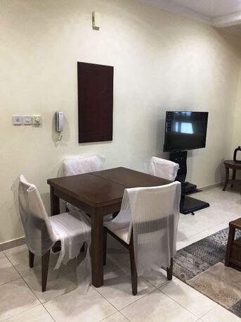 Zinj, Apartments/Houses, BHD 425/month,  2 BR,  Fully Furnished Apartment With Closed Kitchen In Zinj