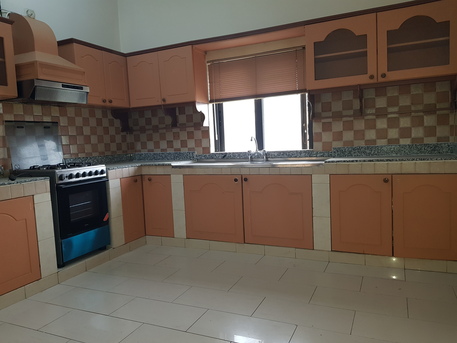Mahooz, Apartments, Flats, Houses & Villas, BHD 450/month,  3 BR,  200 Sq. Meter,  Spacious 3 Bedroom Semi Furnished Apartment For Rent.