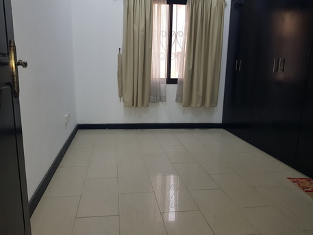 Mahooz, Apartments, Flats, Houses & Villas, BHD 450/month,  3 BR,  200 Sq. Meter,  Spacious 3 Bedroom Semi Furnished Apartment For Rent.