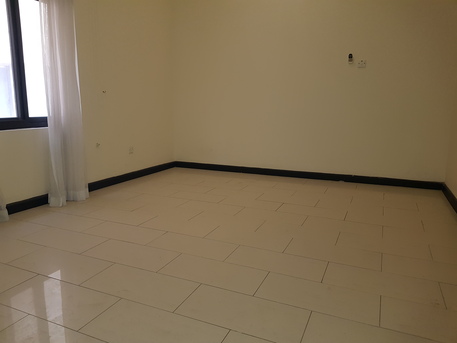 Mahooz, Apartments, Flats, Houses & Villas, BHD 450/month,  3 BR,  200 Sq. Meter,  Spacious 3 Bedroom Semi Furnished Apartment For Rent.