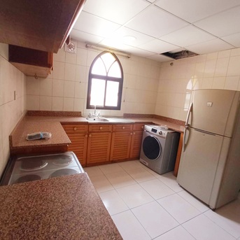 Hoora, Apartments/Houses, BHD 300/month,  3 BR,  Very Neet & Clean Semi Furnished 3 Bedrooms Family Flat With Ewa, Parking@300/BD In Hoora
