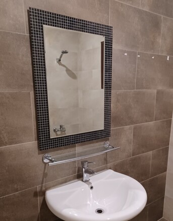  , KWD 350/month,  3 BR,  Very Nice 3 Bedroom Apartment In Egaila Close To The Gate Mall & Aum, 1