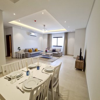 Janabiya, Apartments/Houses, BHD 450/month,  2 BR,  Bright And Elegant Fully Furnished Flat In Janabiya